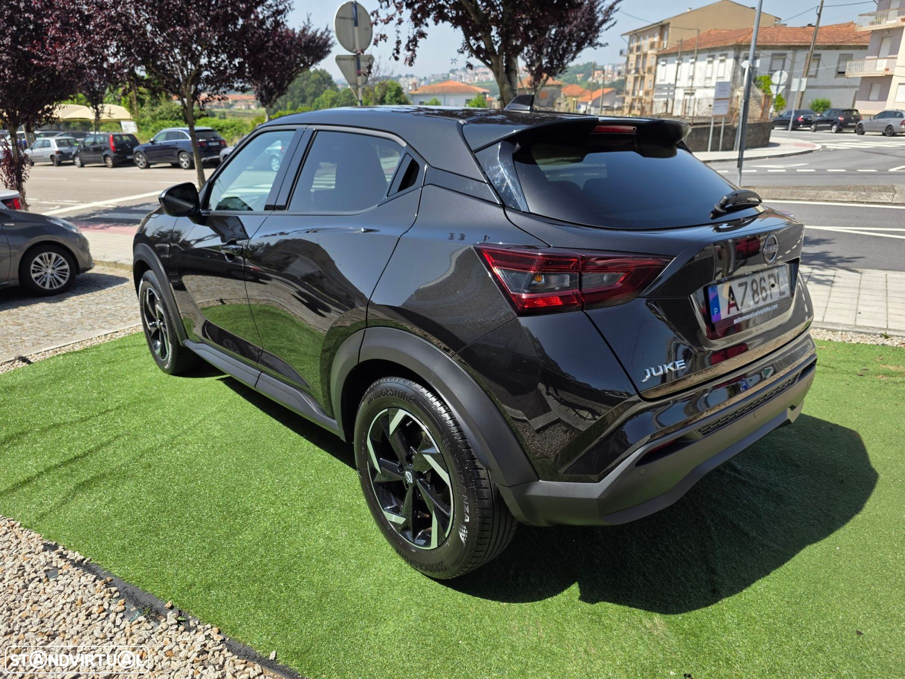 Nissan Juke 1.0 DIG-T N-Connecta NAV. - 33