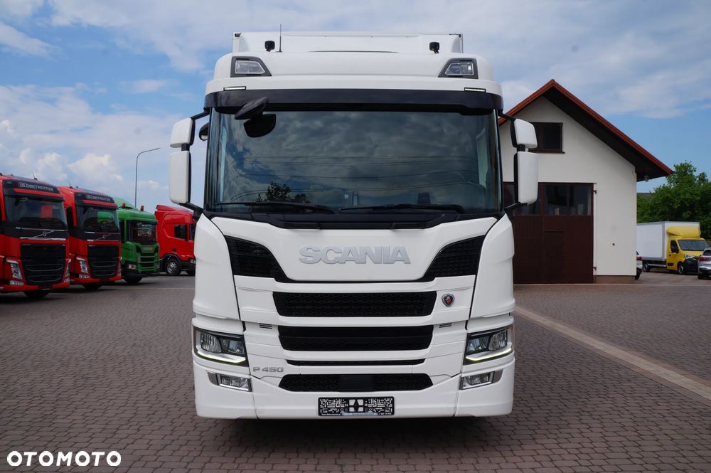 Scania P 450 6x2 CHŁODNIA KONTENER 8.45 m 21 PALET OŚ SKRĘTNA WINDA - 2