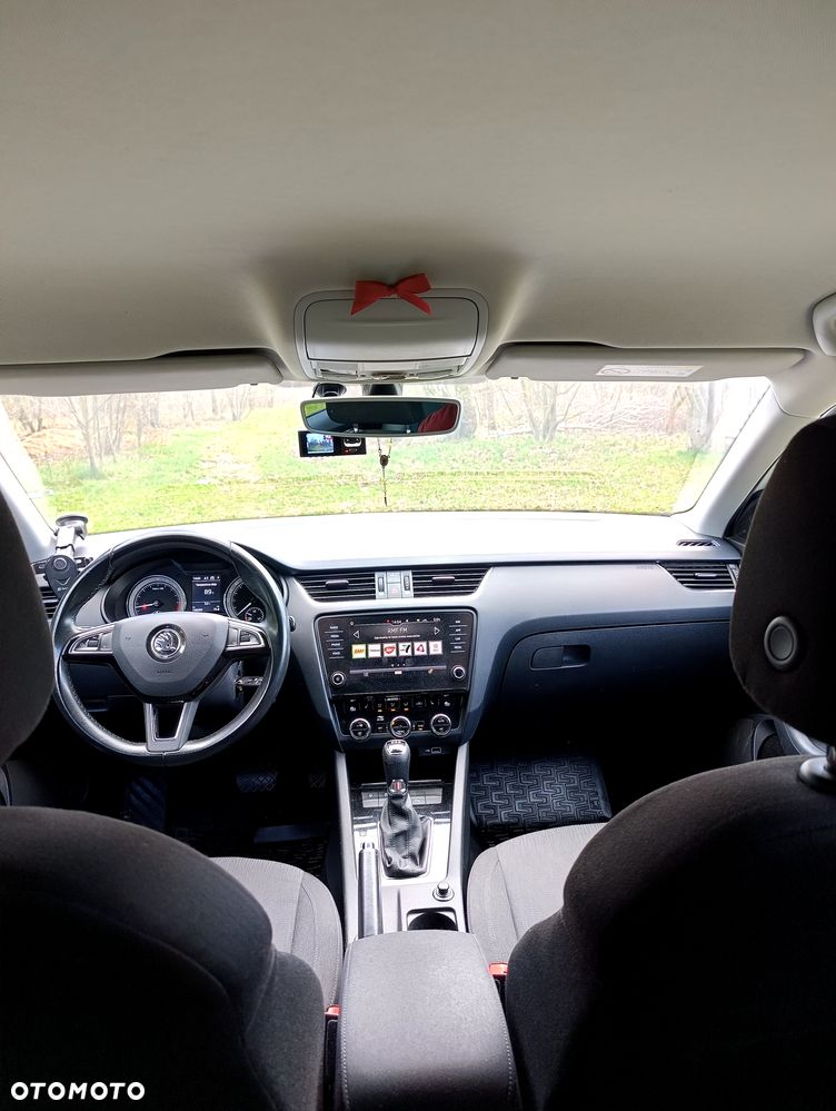 Skoda Octavia 2.0 TDI Ambition DSG - 11