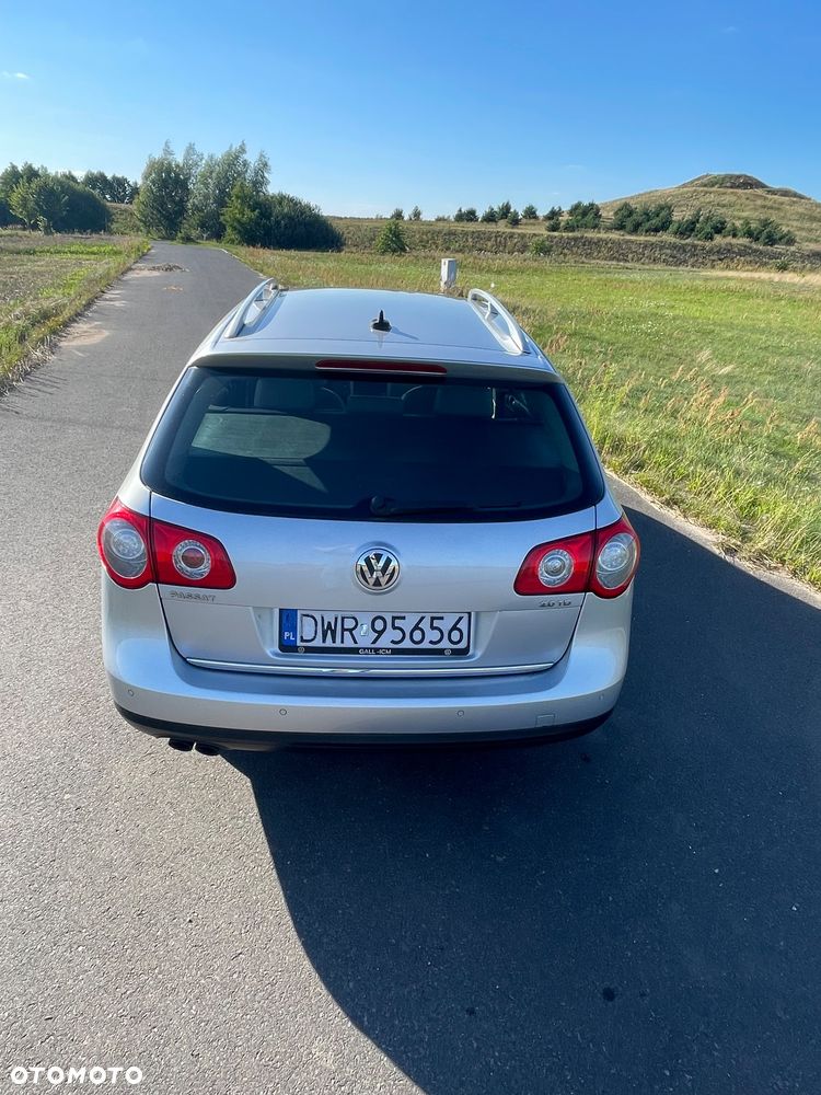 Volkswagen Passat 2.0 TDI Highline DSG - 6