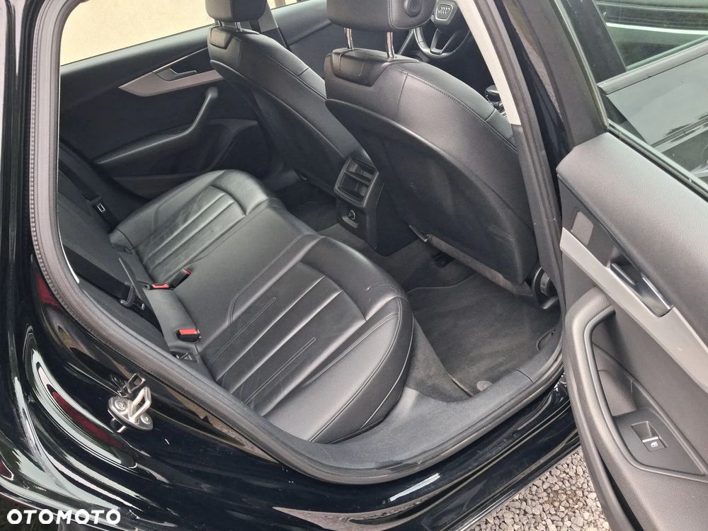 Audi A4 Avant 2.0 TDI S tronic - 11