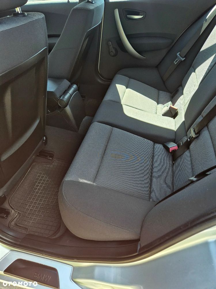 BMW Seria 1 118i - 16