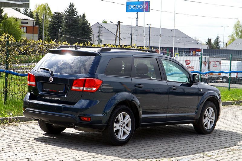 Fiat Freemont 2.0 Multijet Black Code AWD - 4