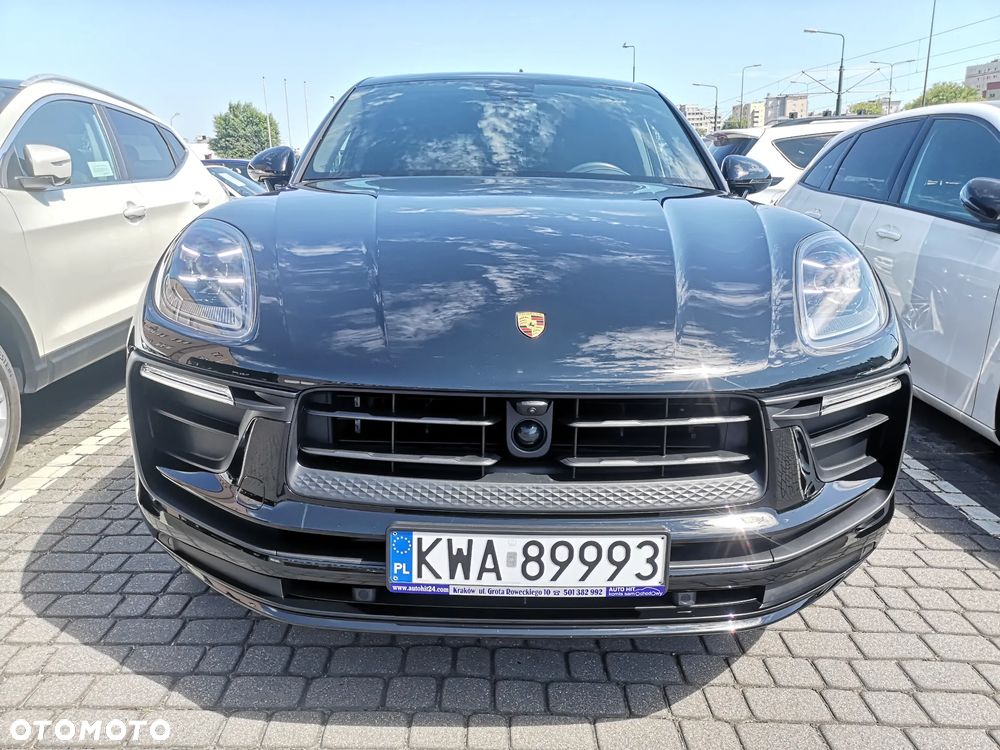 Porsche Macan Standard - 4