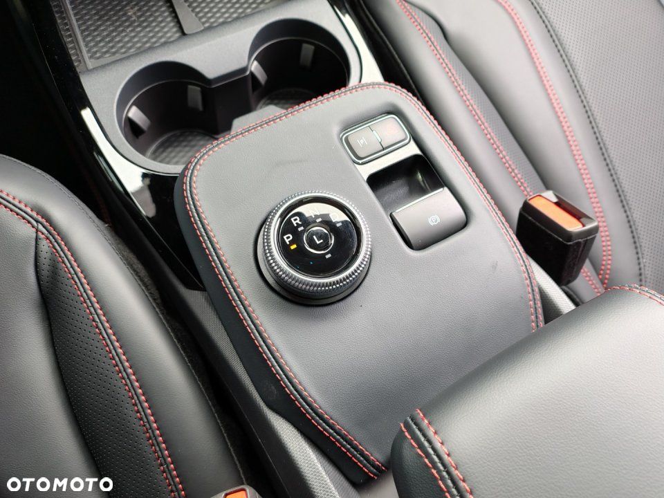 Ford Mustang Mach-E - 23