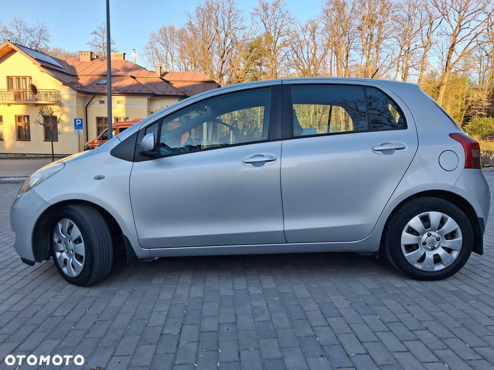 Toyota Yaris 1.3 Unlimited - 2