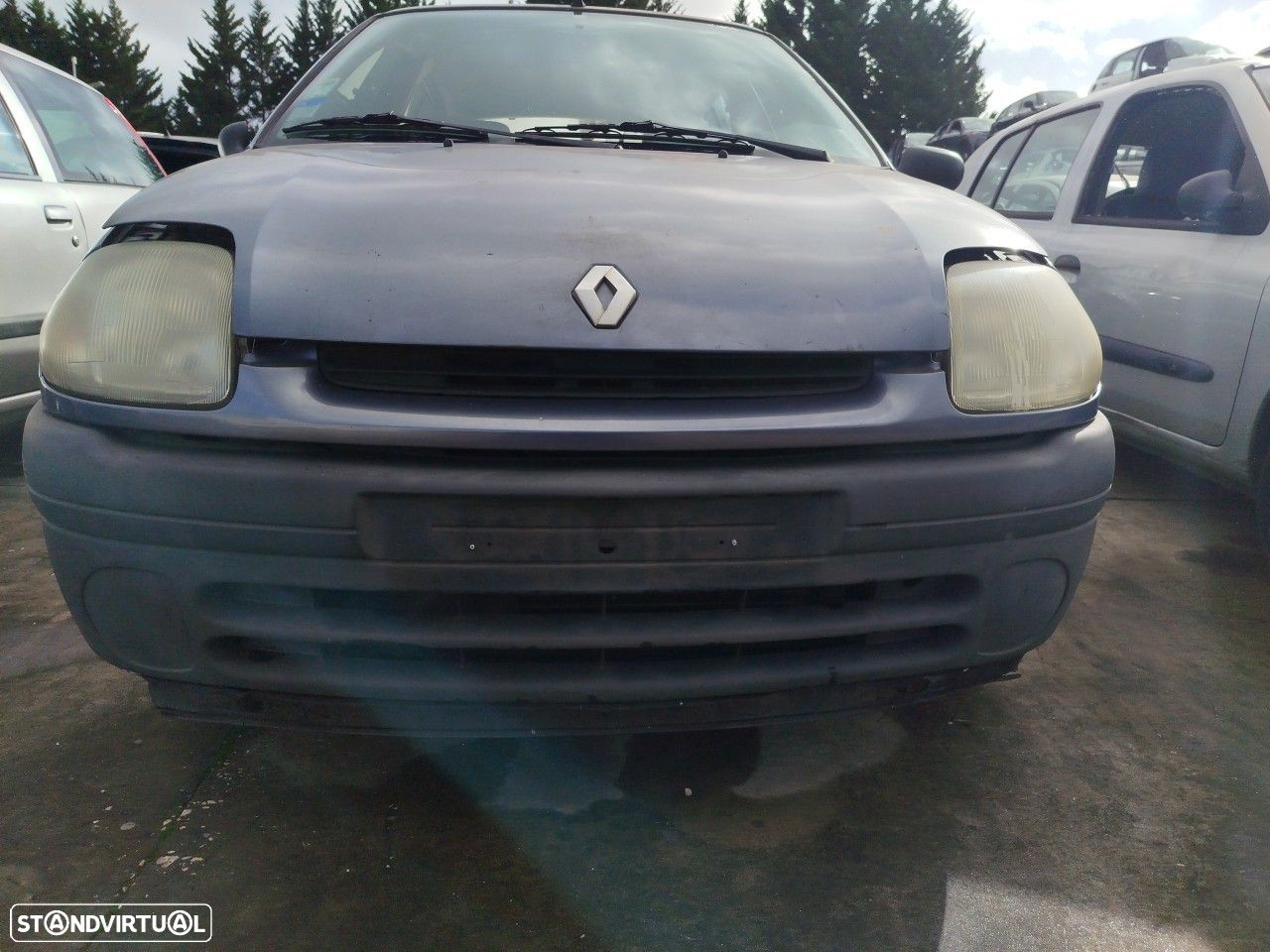 Pára-choques frente RENAULT Clio II (BB0/1/2_, CB0/1/2_) - 1