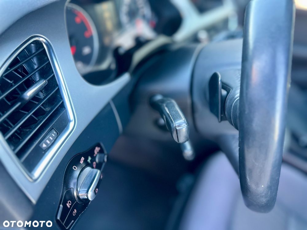 Audi A4 Avant 2.0 TDI DPF multitronic Ambiente - 18