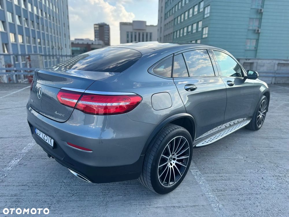 Mercedes-Benz GLC 300 Coupe 4Matic 9G-TRONIC AMG Line - 4