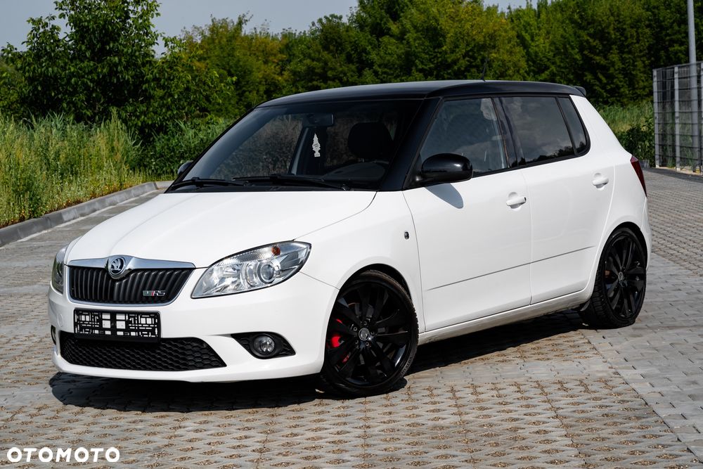 Skoda Fabia 1.4 TSI DSG RS - 5