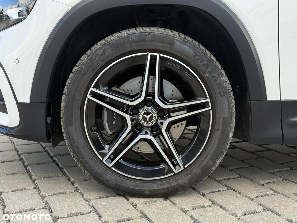 Mercedes-Benz GLB 200 AMG Line 7G-DCT - 13