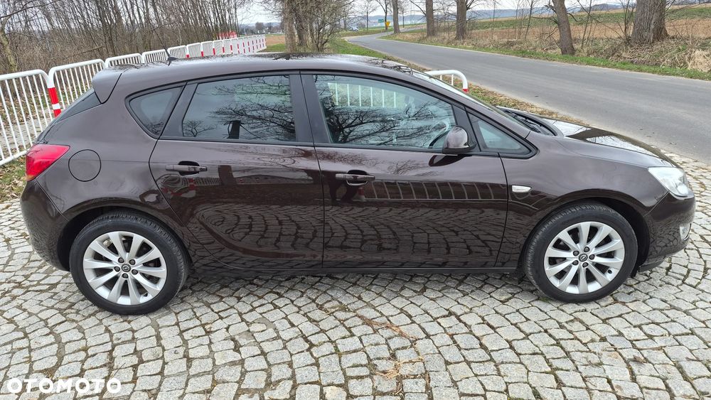 Opel Astra 1.4 Turbo - 5
