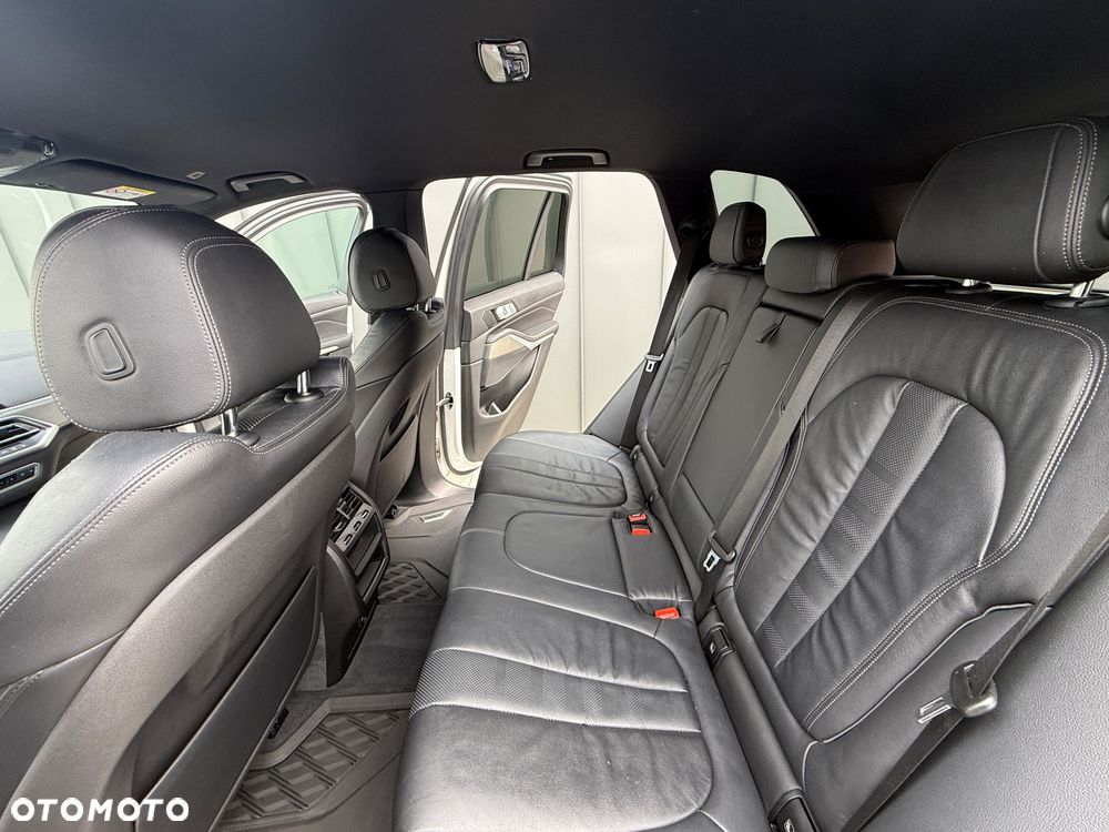 BMW X5 xDrive30d sport - 29