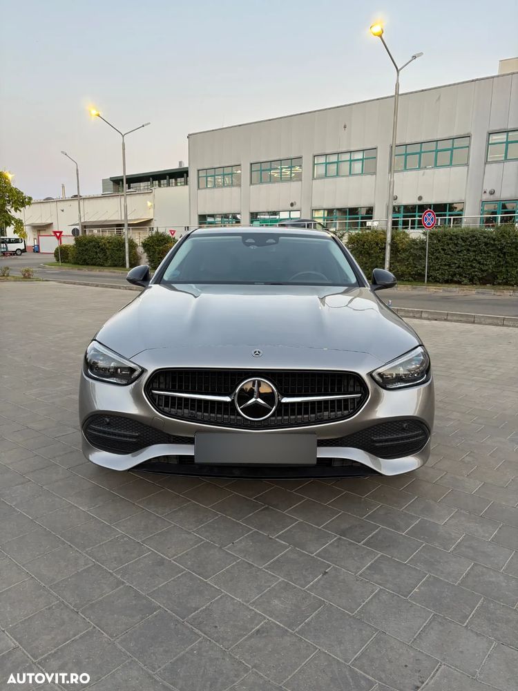 Mercedes-Benz C 300 MHEV - 9