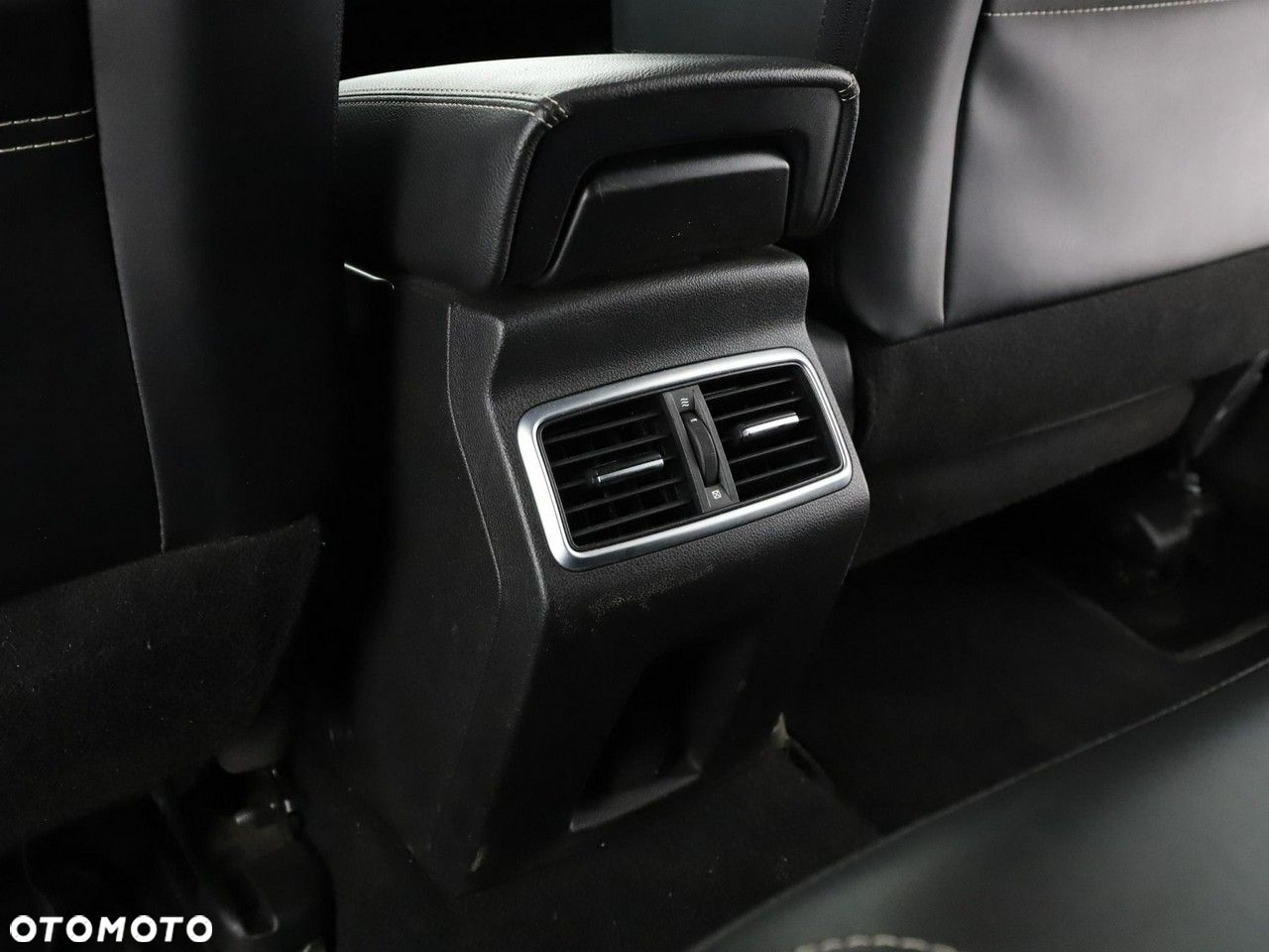Renault Megane ENERGY dCi 110 EDC INTENS - 38