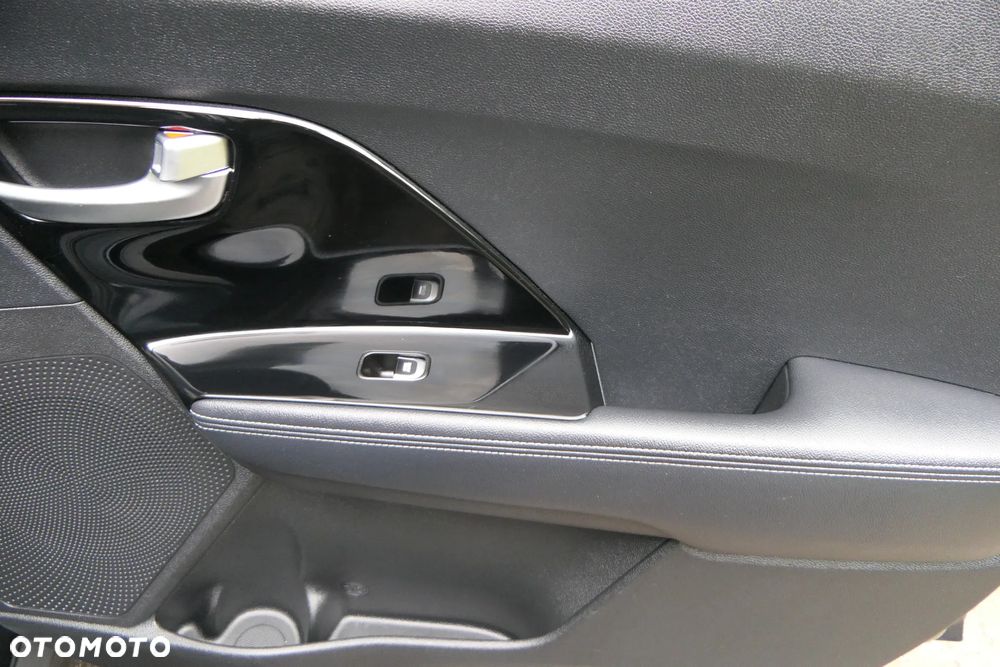 Kia Niro 1.6 GDI HEV 2WD OPF Edition 7 - 34