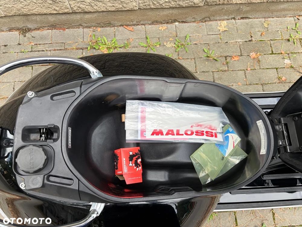 Vespa GTS - 6