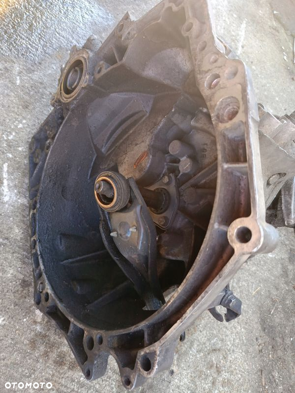 PEUGEOT PARTNER 1,6THP SKRZYNIA BIEGÓW 9431337021 - 4