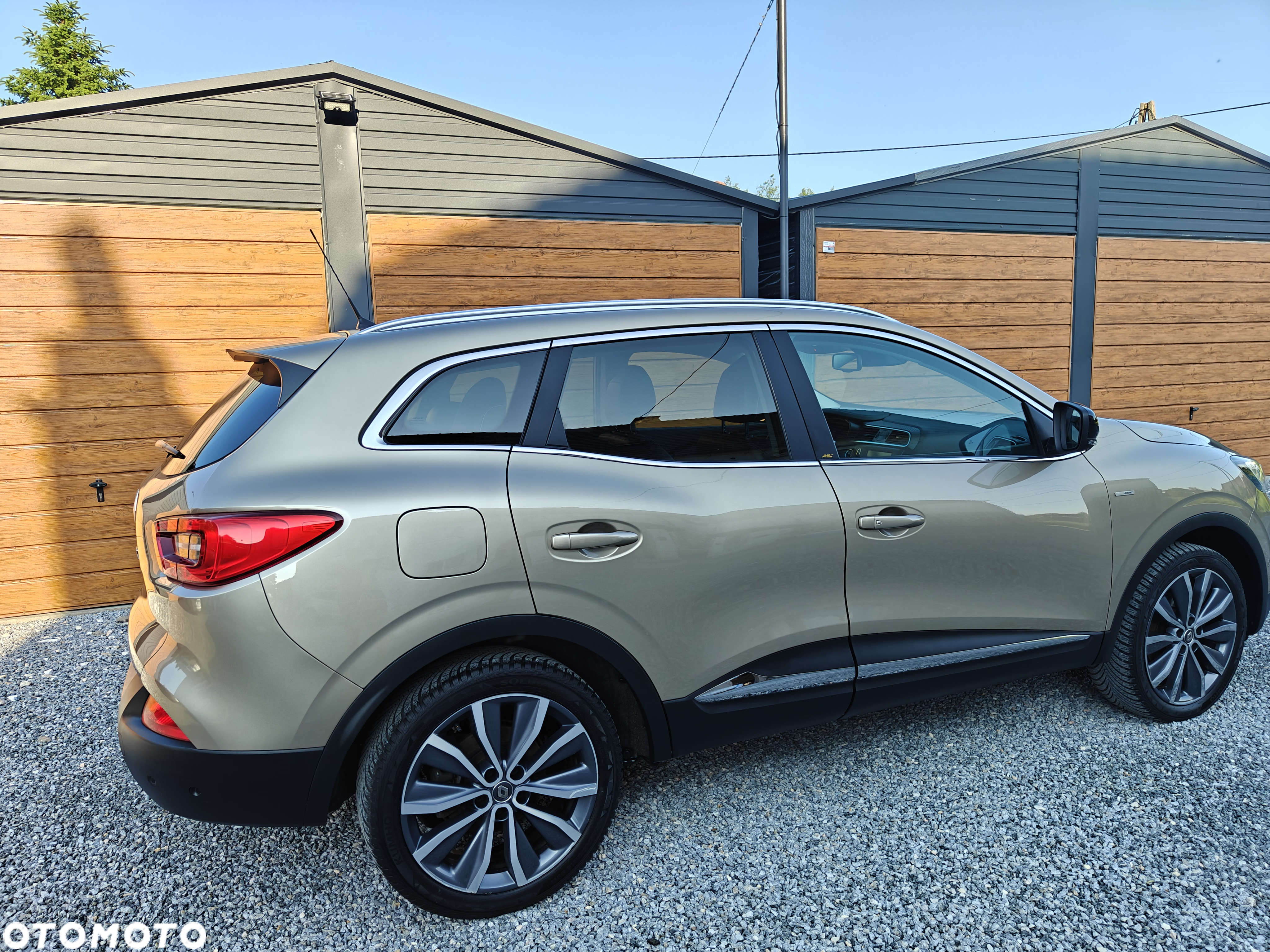 Renault Kadjar Energy TCe 130 Bose Edition - 17