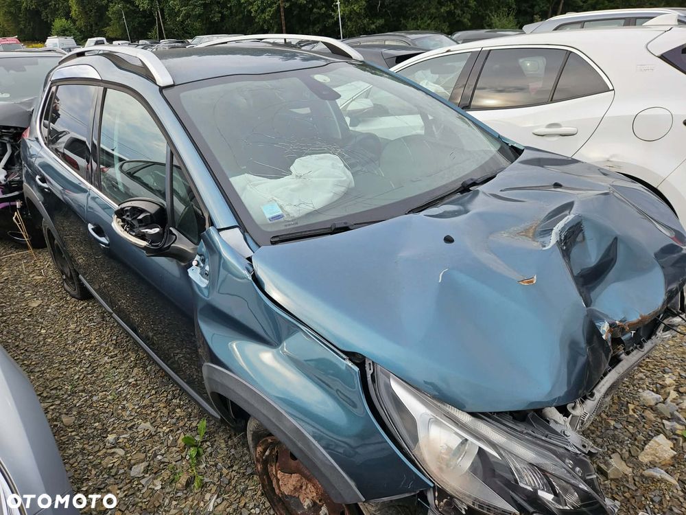 Peugeot 2008 1.6 BlueHDi Active S&S - 4