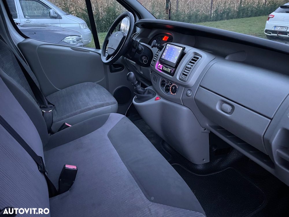 Renault Trafic 2.0 dCi 115 Passenger Expression - 5