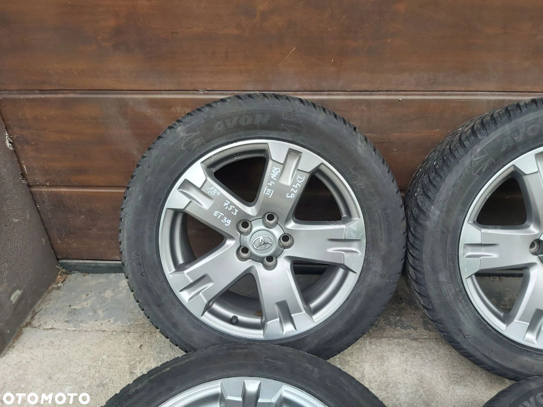 Toyota Rav4 III alufelgi 18 opony 235/55 R18 Toyo AVON 2022r M+S Zima - 1