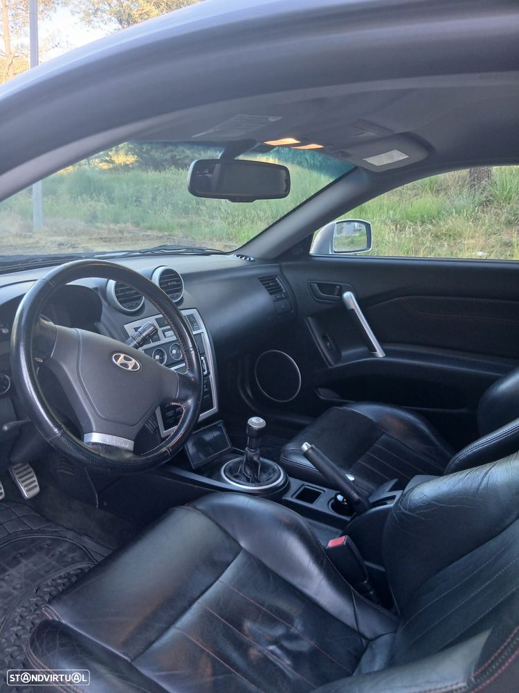 Hyundai Coupe 2.0 FX - 8