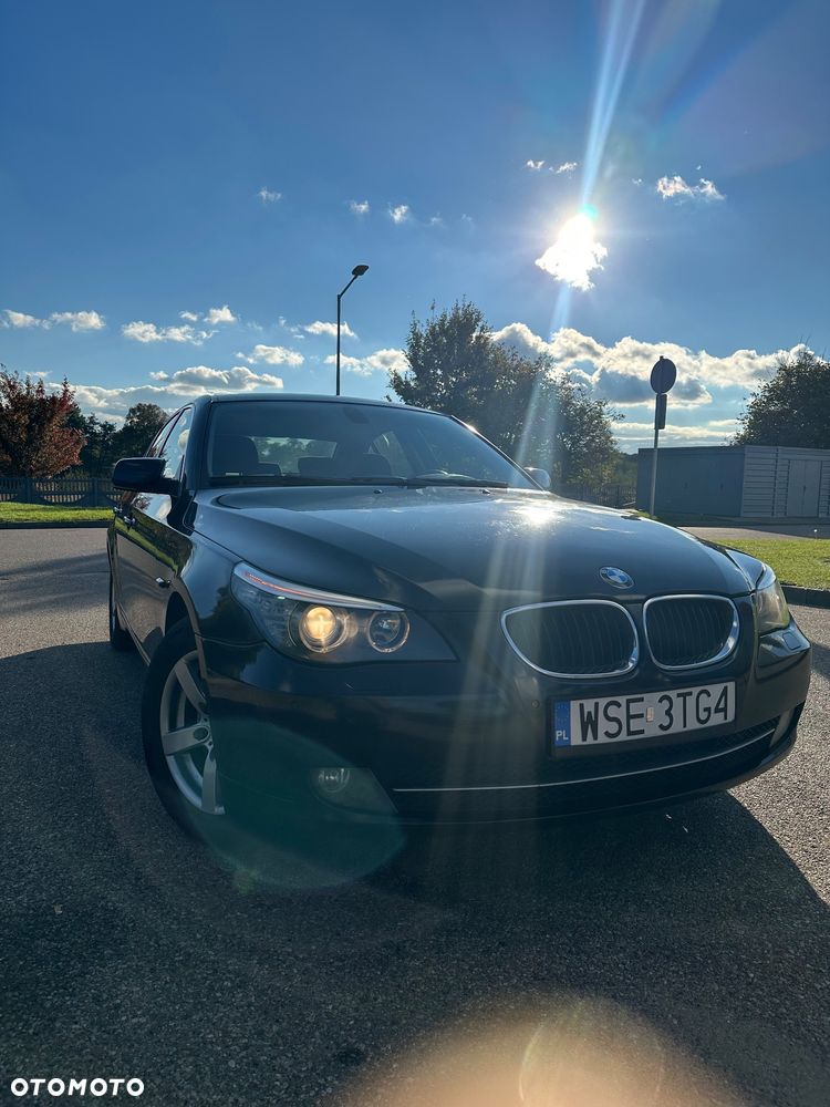 BMW Seria 5 2008 photo 2