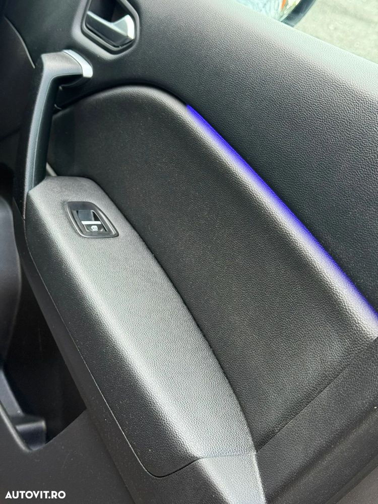 Renault Captur TCe 90 INTENS - 12