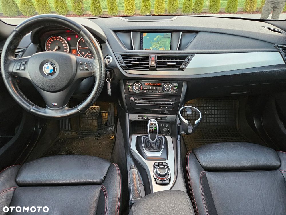 BMW X1 sDrive20d Sport Line - 16