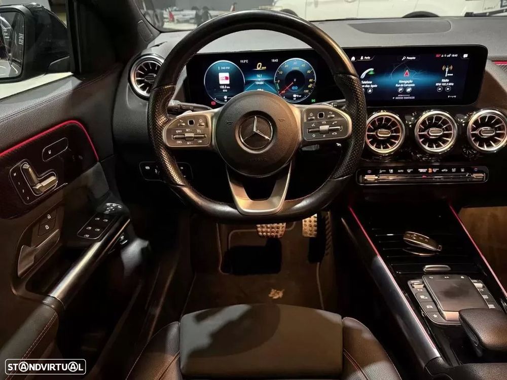 Mercedes-Benz GLA 250 e 8G-DCT AMG Line - 13