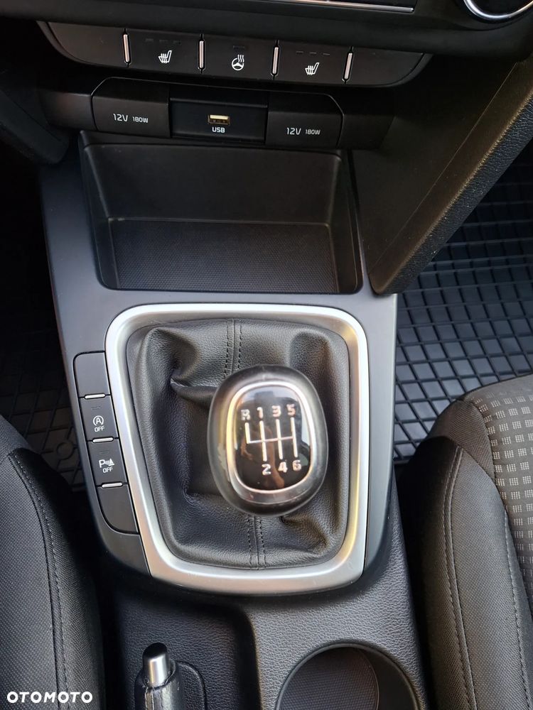 Kia Ceed 1.0 T-GDI 120 OPF Edition 7 - 33