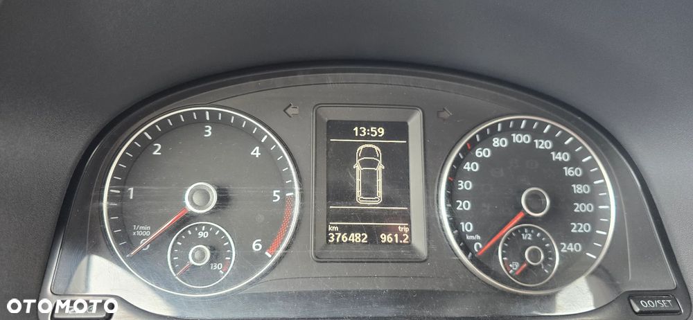 Volkswagen Caddy - 11