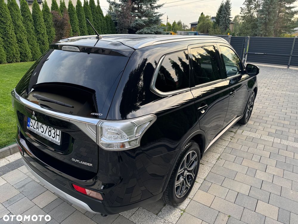 Mitsubishi Outlander 2.2 DID Intense - 11