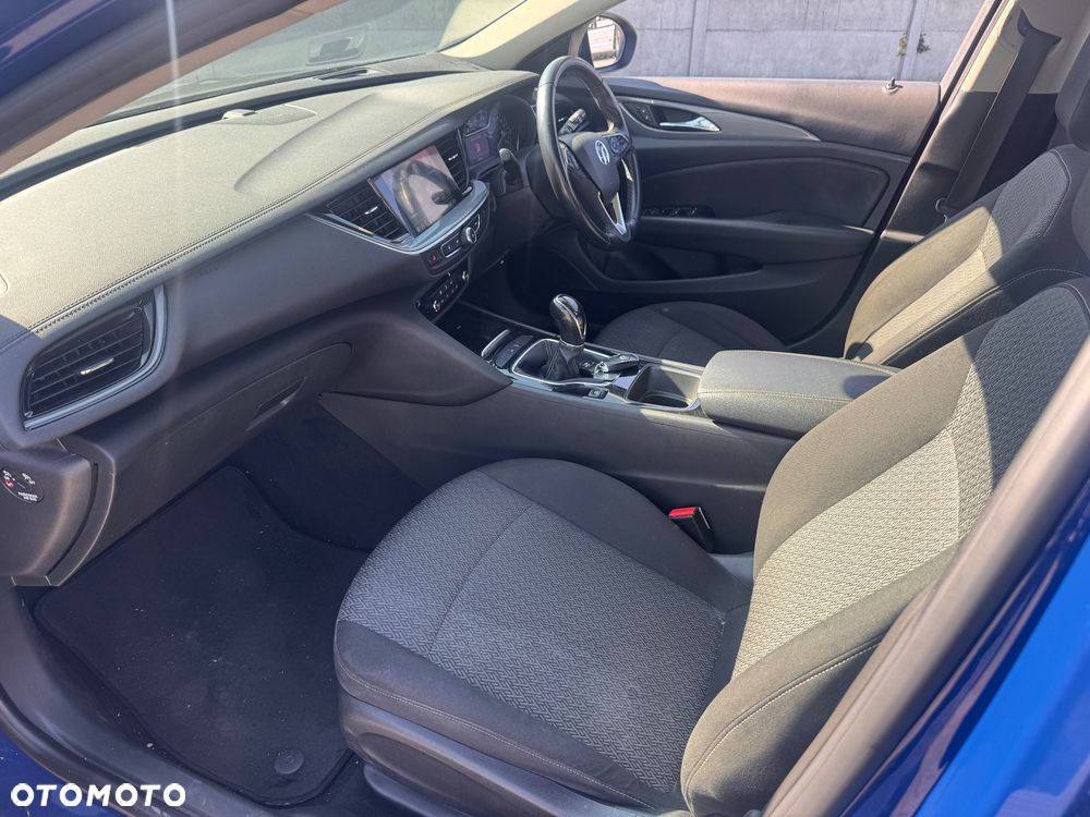 Opel Insignia 1.6 ECOTEC Business Innovation - 24