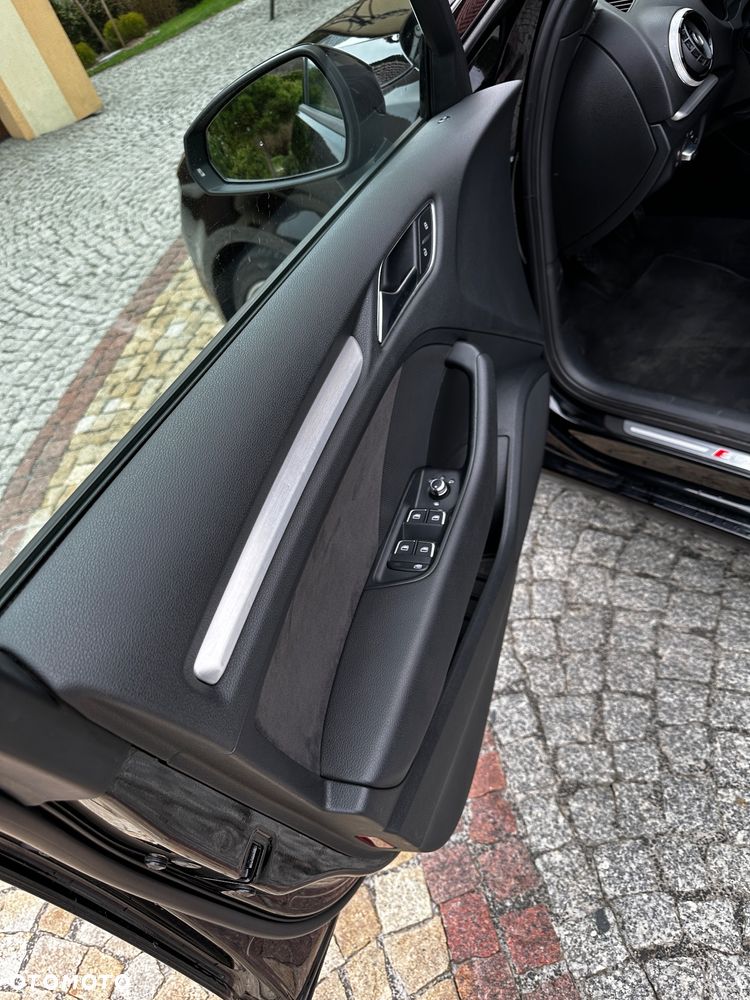 Audi A3 Sportback 2.0 TDI S line Sportpaket - 12