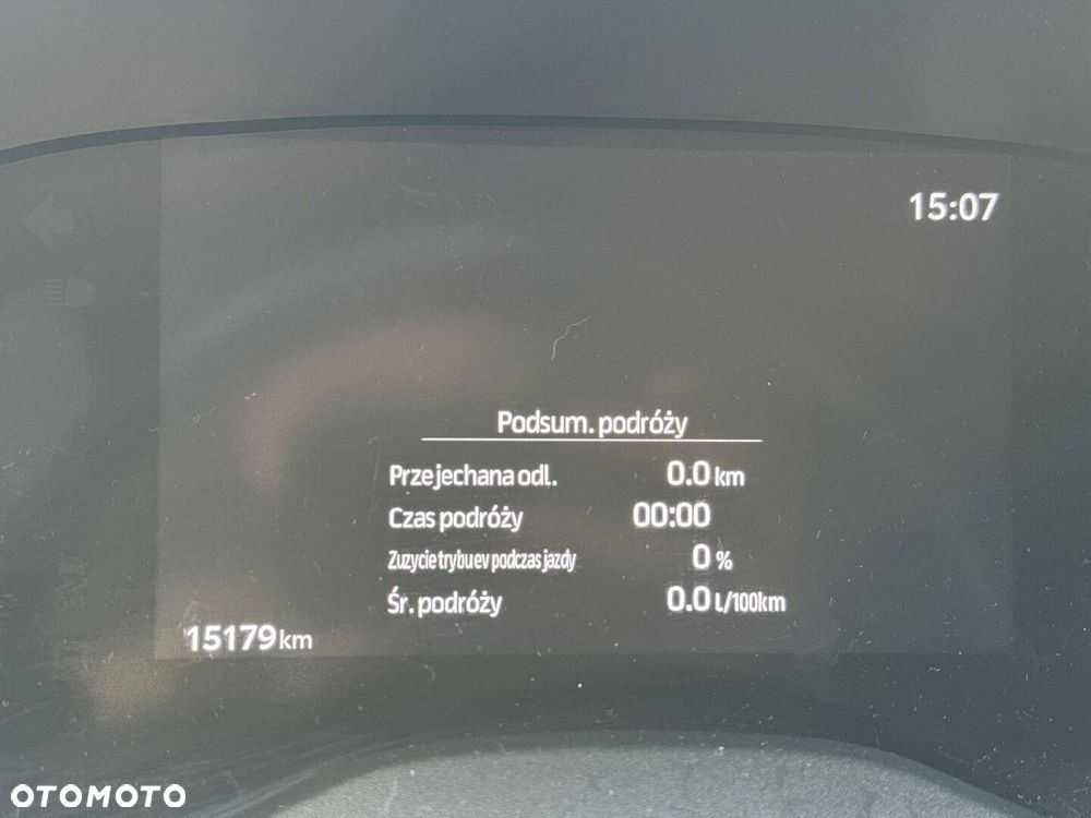 Toyota Yaris Hybrid 1.5 Style - 23