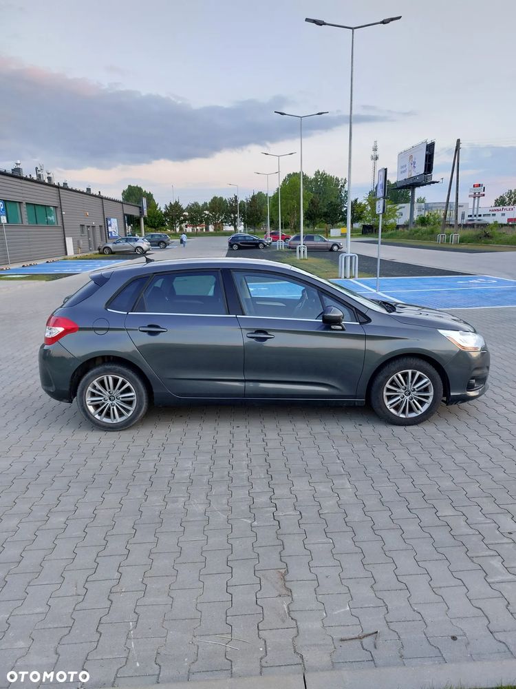 Citroën C4 1.6 HDi Equilibre - 4