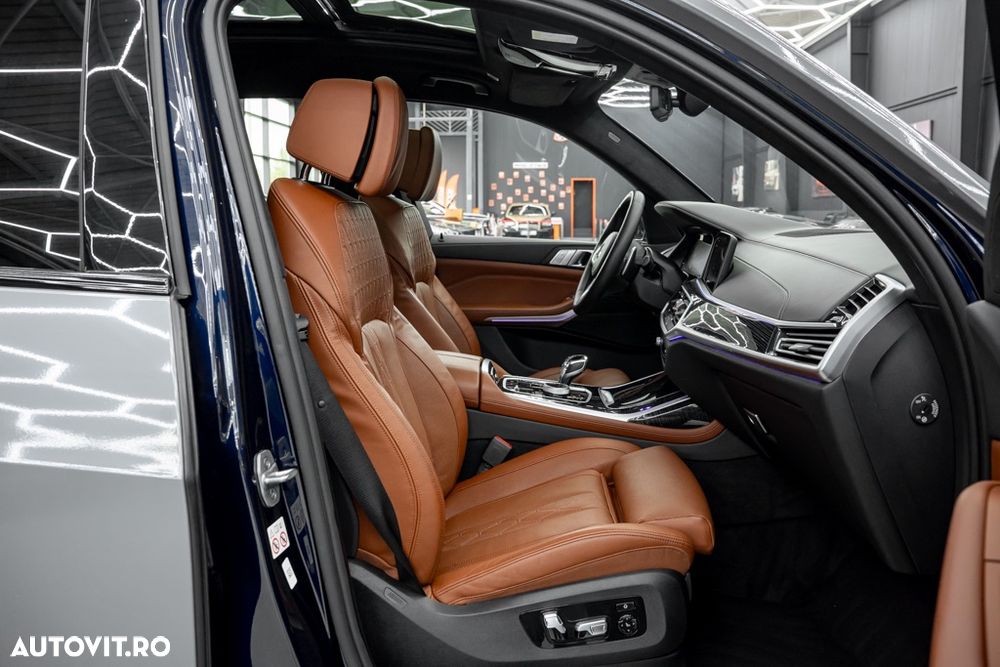 BMW X7 xDrive40d MHEV - 11