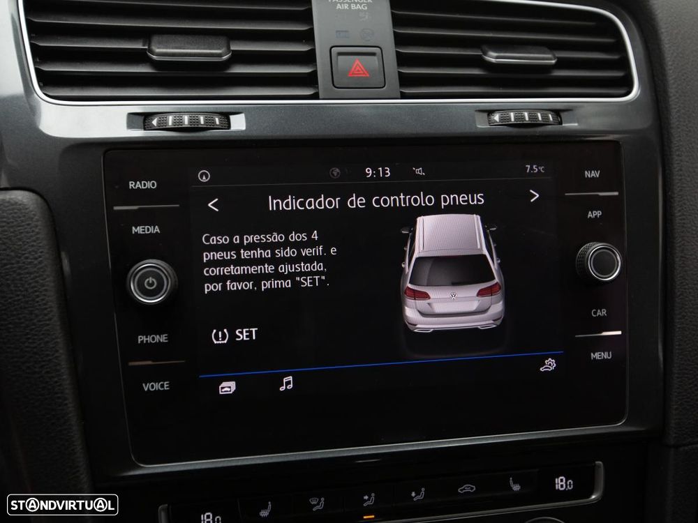 VW Golf Variant - 28