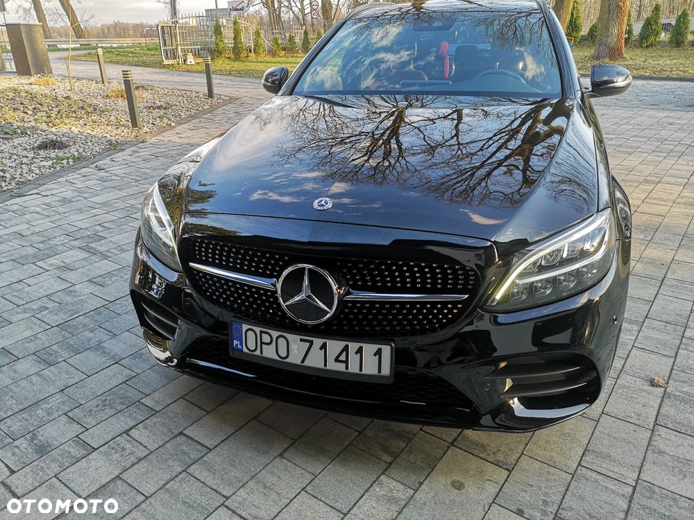 Mercedes-Benz Klasa C 400 4Matic 9G-TRONIC AMG Line - 36