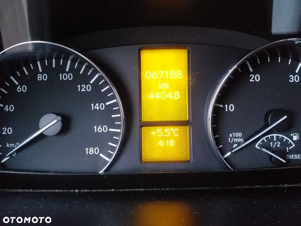 Mercedes-Benz Sprinter HYMER - 11