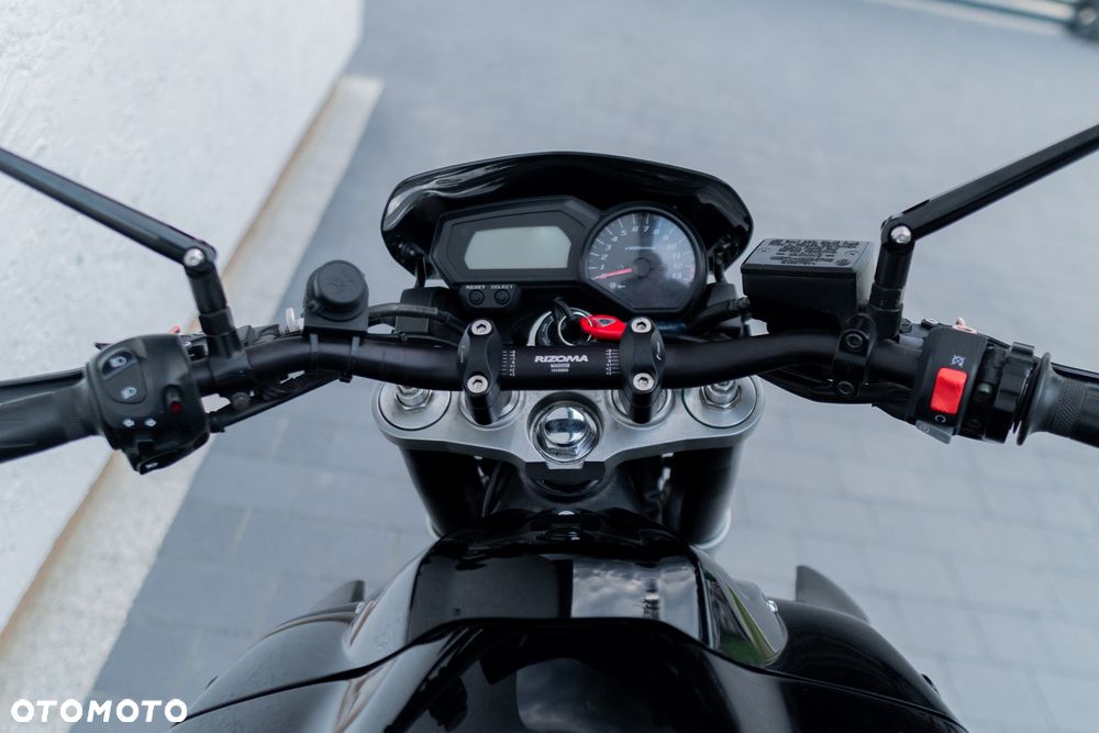 Yamaha FZ - 23