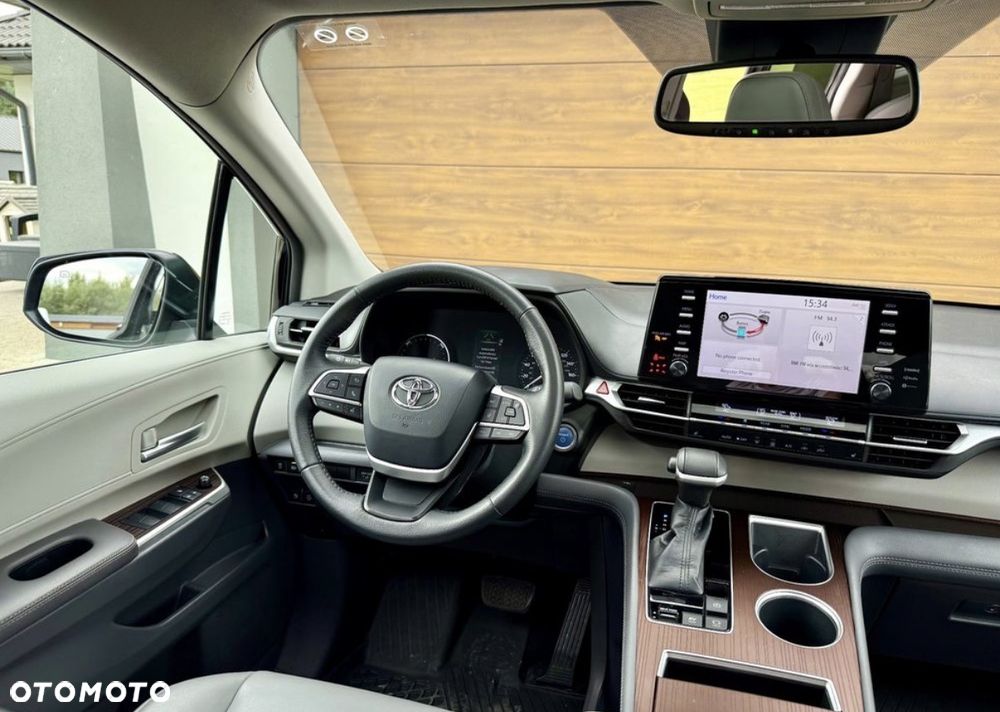 Toyota Sienna - 17
