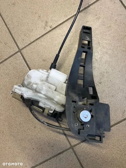 ZAMEK LEWY PRZÓD KLAMKA CITROEN C3 9647164577 - 3
