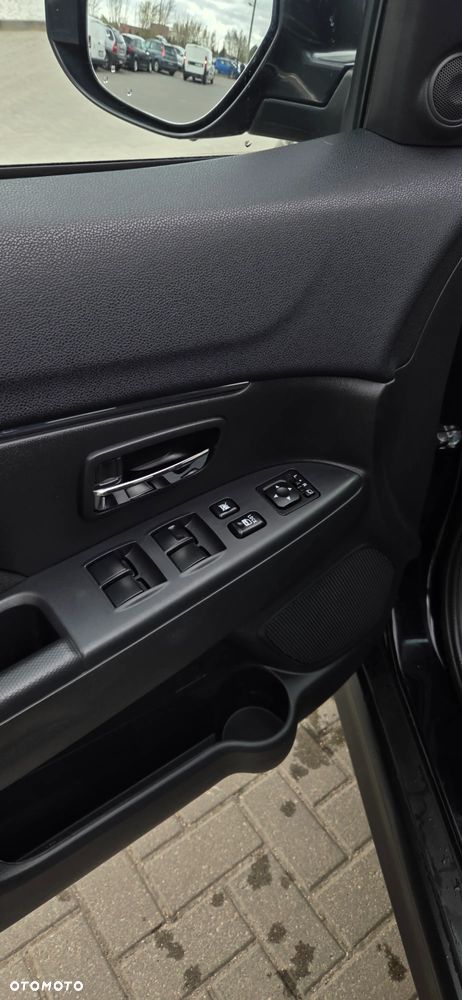 Mitsubishi ASX 2.2 DI-D 4WD Automatik Top - 26