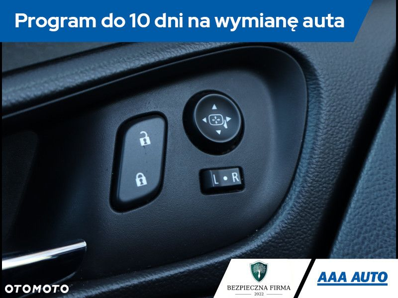 Opel Insignia - 19