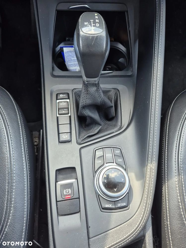 BMW X1 xDrive28i Sport Line - 10