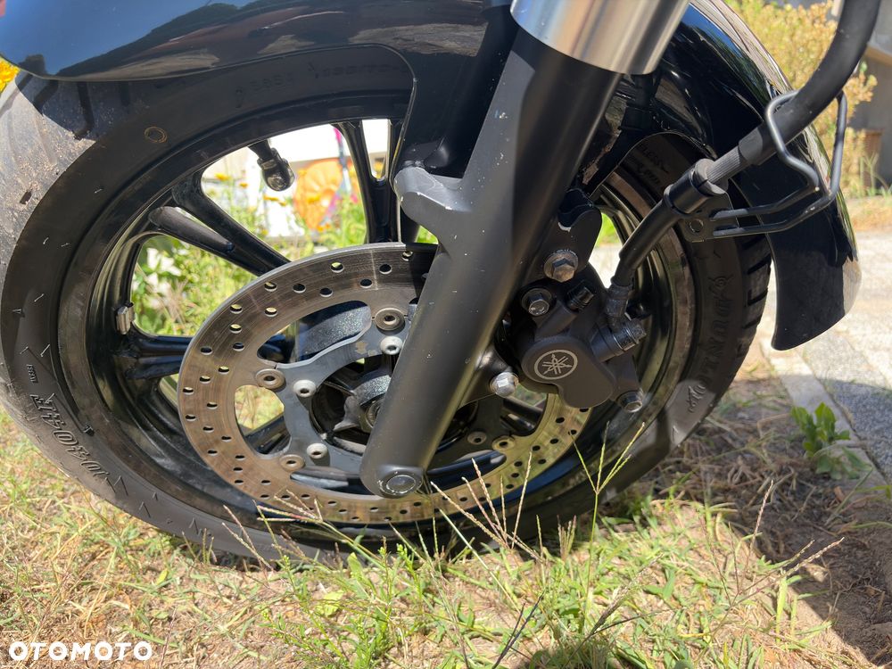 Yamaha XVS - 6
