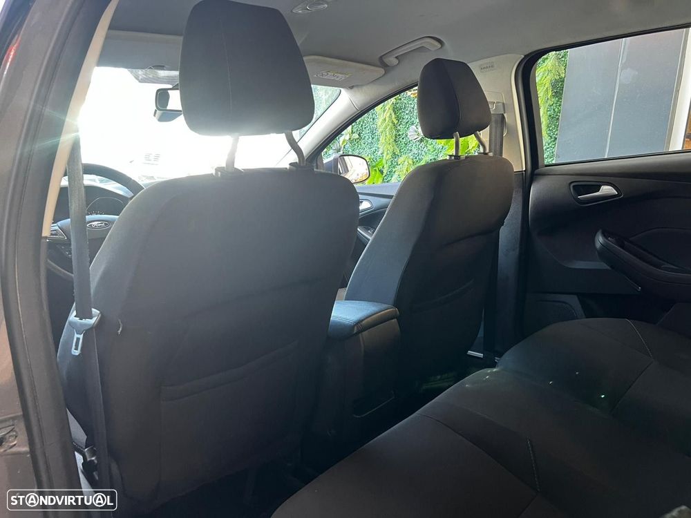 Ford Focus 1.6 TDCi Titanium - 11
